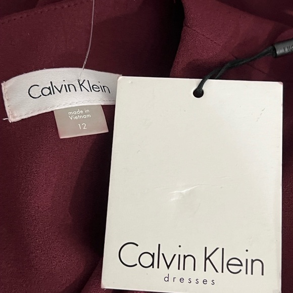 Calvin Klein dress sz 12 Long Bell Sleeve Burgundy red knee length office church - Picture 5 of 6